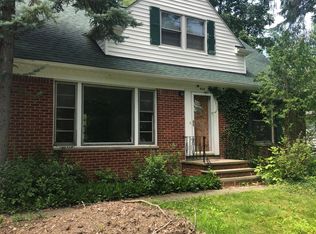 1654 Maple Rd, Cleveland Heights, OH 44121