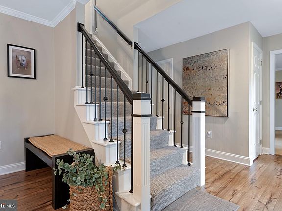 4th image of 2874 Wimbledon Ln