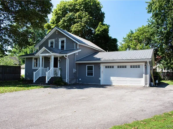 4454 Central Ave, Gasport, NY 14067