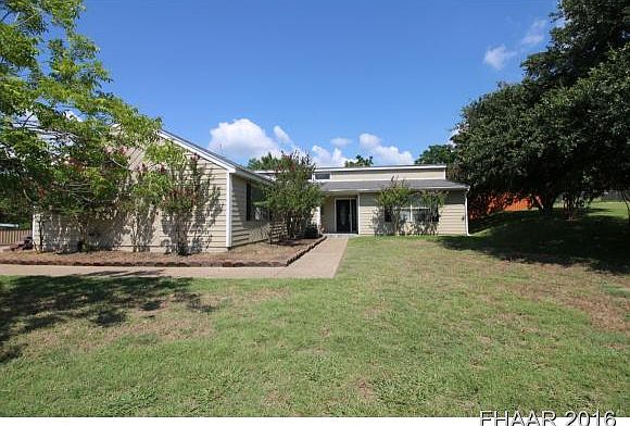 1st image of 3003 Oakwood Dr