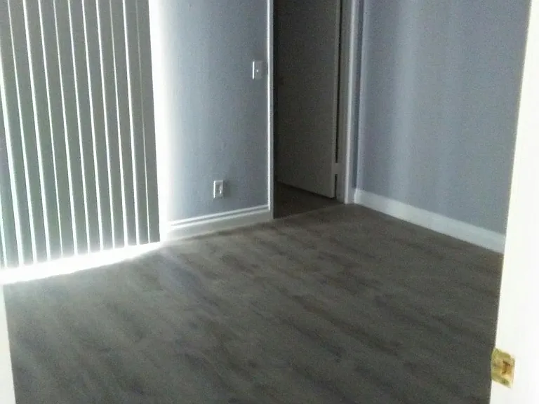 218 W Vermont Ave #12 — Photo 11