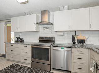 8009 Meadowlark Ln, Port Saint Lucie, FL 34952