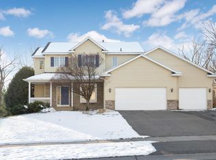 7925 Lawndale Ln N, Maple Grove, MN 55311