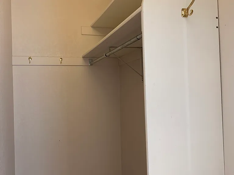 325 Broadway Ave S #2 — Photo 7