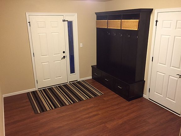 4th image of 3002 3rd St E
