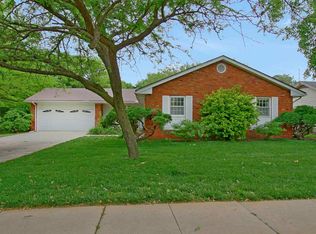 7002 E Magill St, Wichita, KS 67206