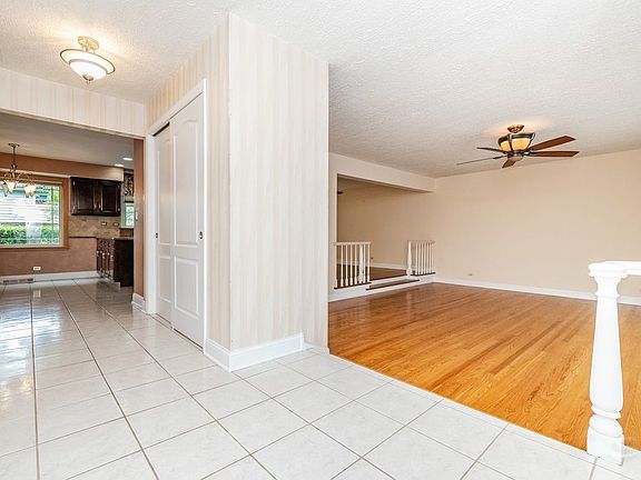3rd image of 1012 S Church Rd