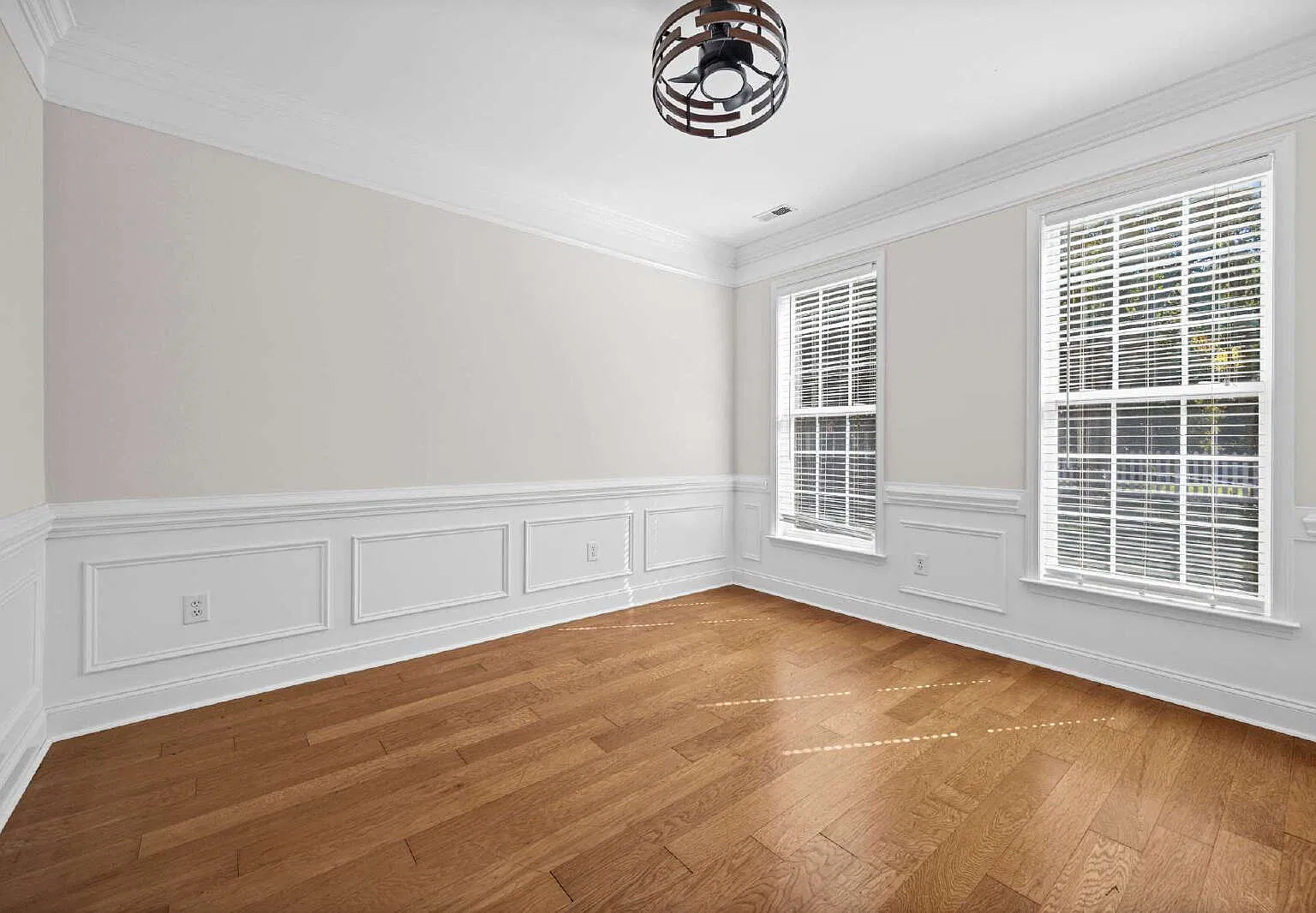 4 bed, 2.5 bath, 2170 sqft, $2,795 — Photo 4