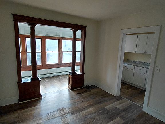 3rd image of 665 Sayre Ave Unit A