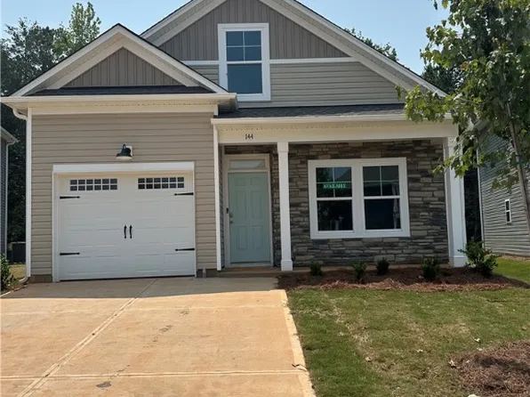 144 Brown Cir, Easley, SC 29642