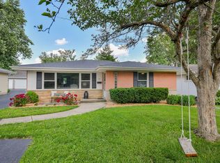 131 N Pierce Ave, Wheaton, IL