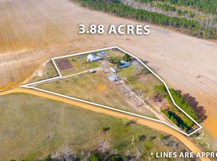 635 Stream Rd, Alma, GA 31510