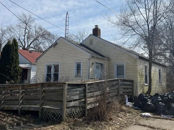 202 E McClellan St, Flint, MI 48505