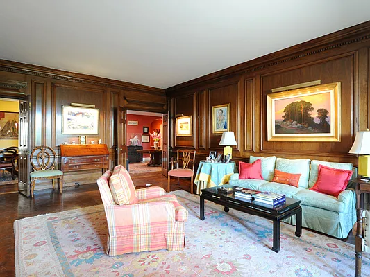 Sold by Sotheby's International Realty | media 3