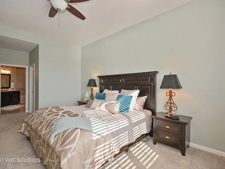 2946 Henley Ln — Photo 10