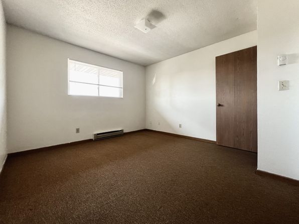 Falcon Heights Apartments | 1018 S Main St, River Falls, WI