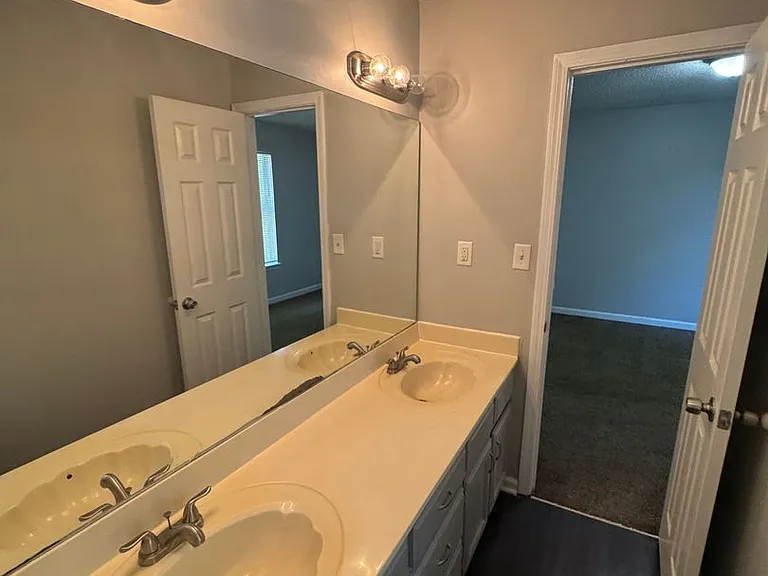 10101 Stephenson Ln — Photo 13