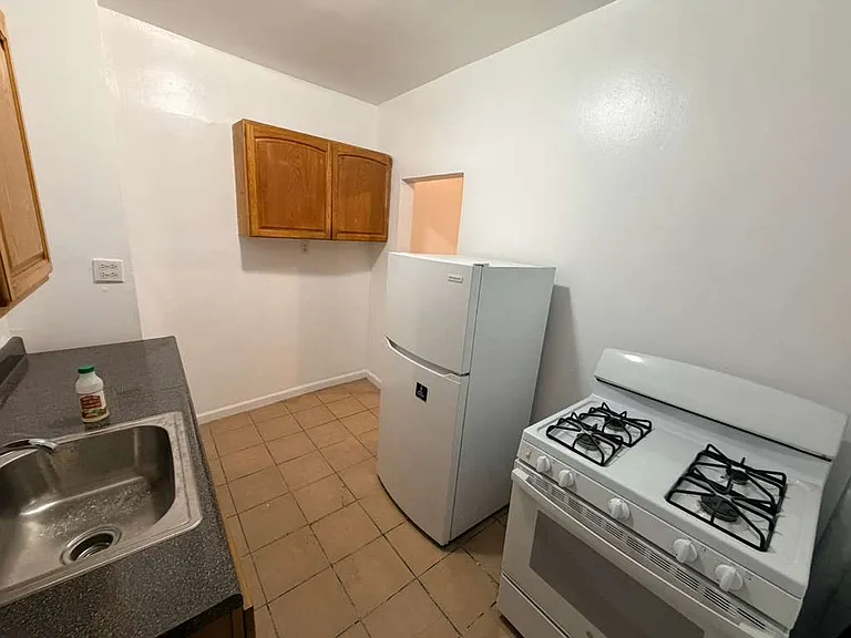 1841 Mohegan Ave #1555 — Photo 11