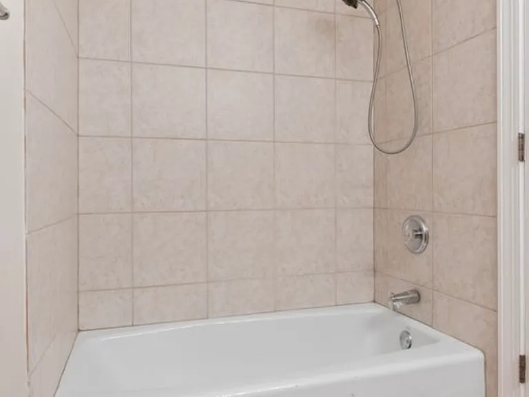 31 E 26th St #1 — Photo 16