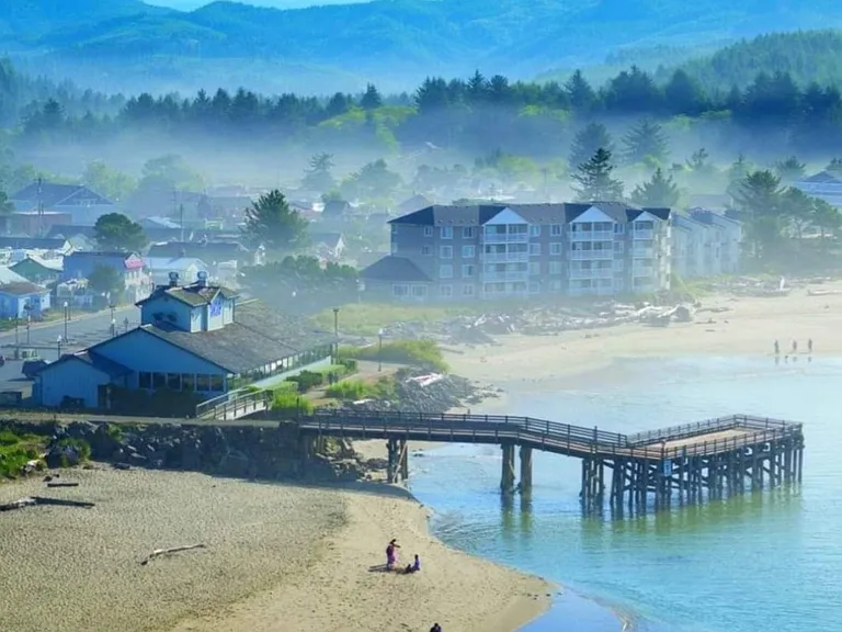965 SW 51st St — Photo 4
