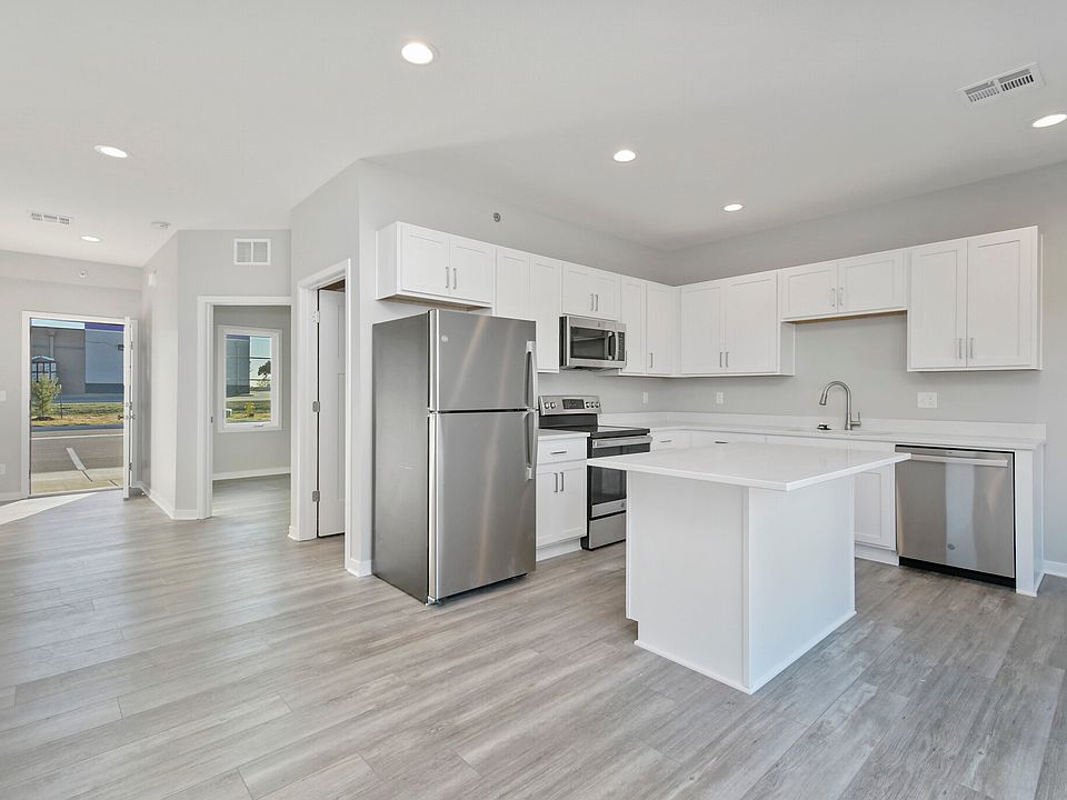 1st image of 1010 Sugarland Dr Unit D