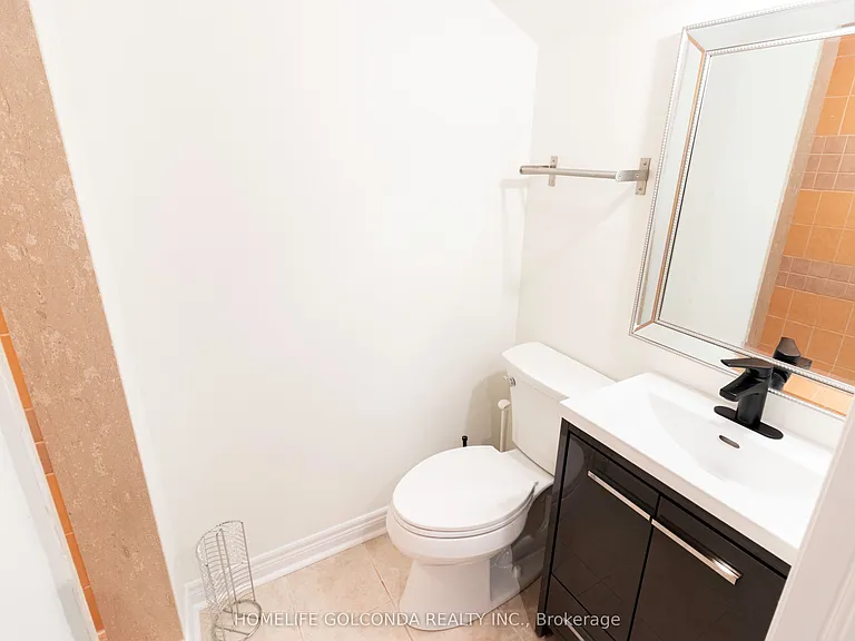 34 Linda Margaret Cres N — Photo 11