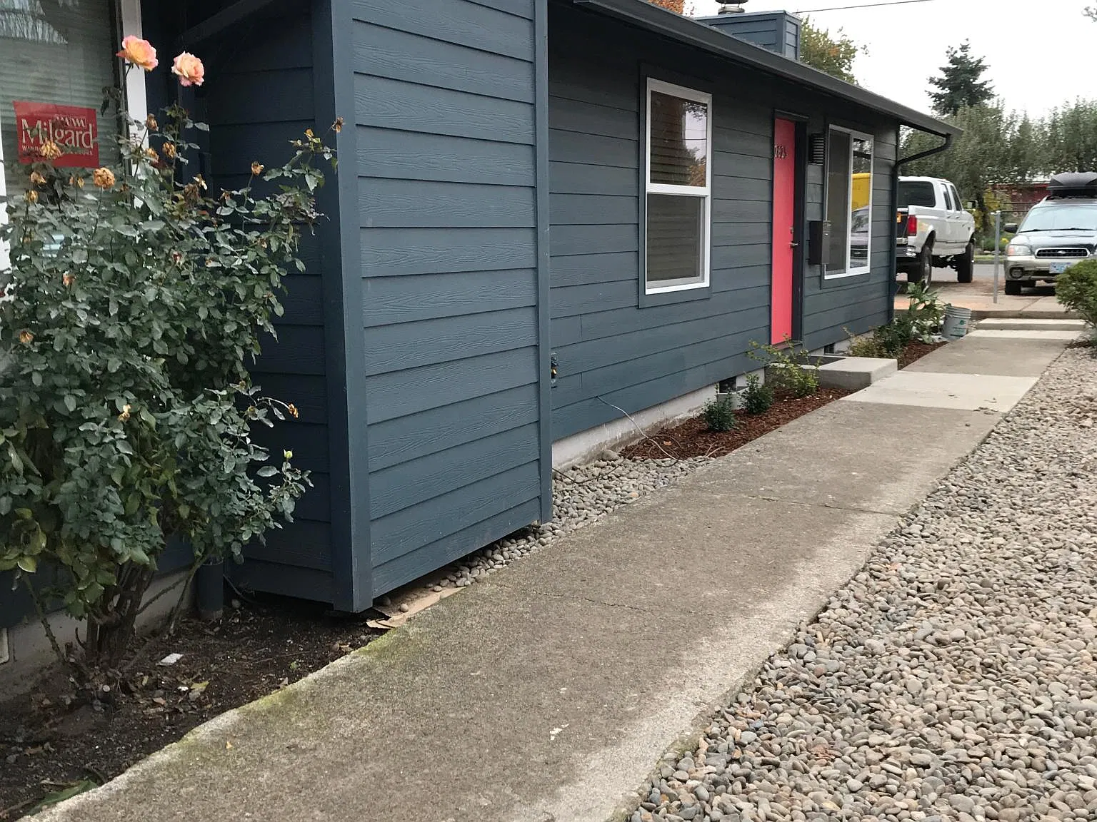 2625 SE 18th Ave — Photo 2