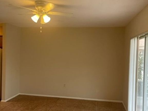 5th image of 1215 SE 46th Ln APT E