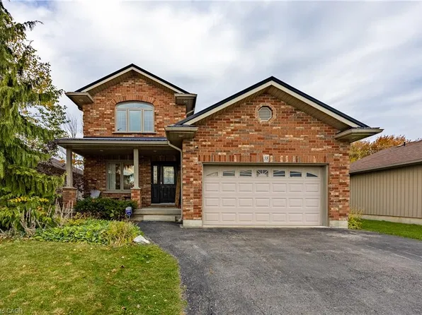 38 Davis St, Jarvis, ON N0A 1J0