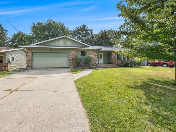 164 Anderson St, Sparta, MI 49345