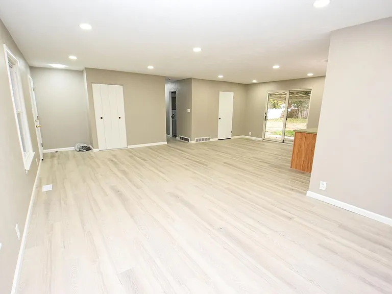 18235 Chipstead Dr — Photo 8