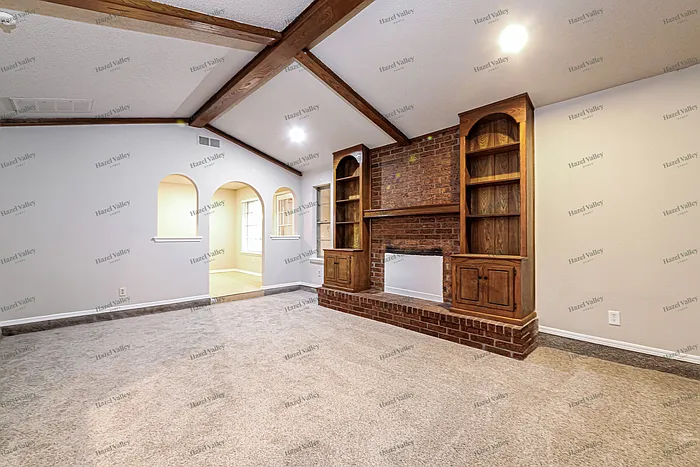 3 bed, 1.5 bath, 1728 sqft, $1,595 — Photo 4