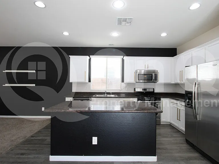 3450 E Tulsa St — Photo 7