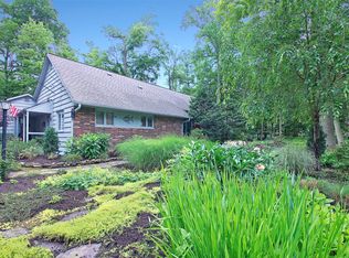 3131 Bremerton Rd, Pepper Pike, OH 44124