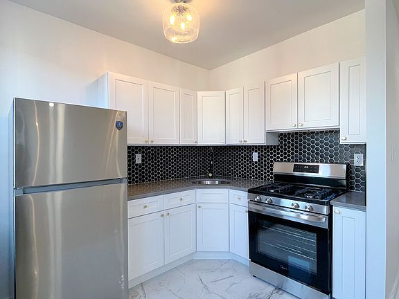 2nd image of 408 W Olney Ave #2R