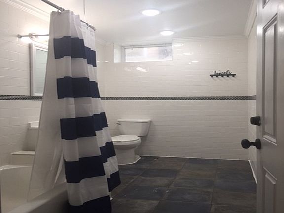 5th image of 4058 Aspen St #1
