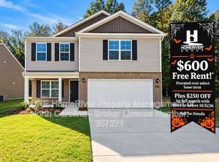 4872 Mount Hope Dr, Winston Salem, NC 27107