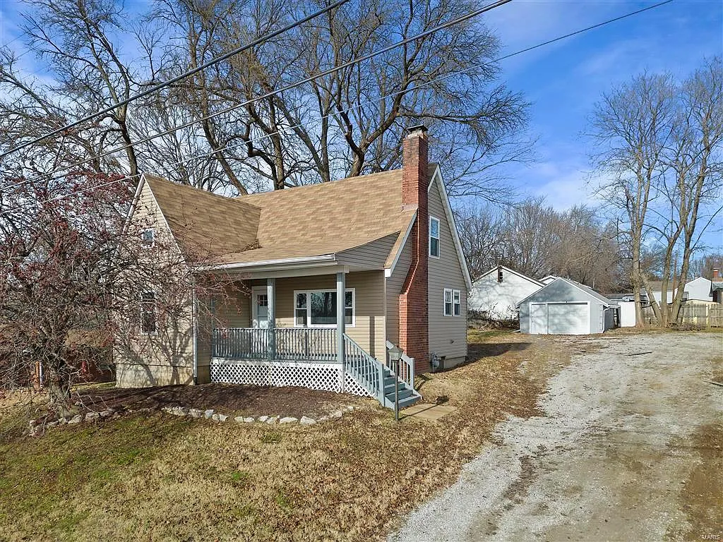 613 Stowell Ave photo 1