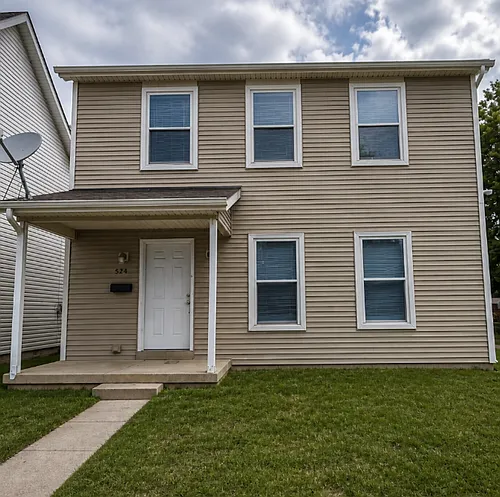 524 W Pleasant St Photo 1