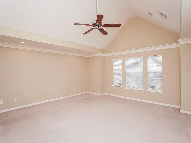 5730 Kansas St #B — Photo 17