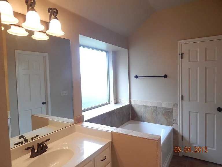 2324 NW 151st St — Photo 16