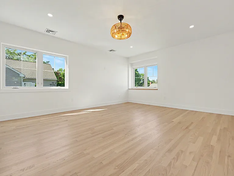 91 Lockwood Rd — Photo 13