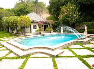 10325 Greendale Dr, Los Angeles, CA 90077