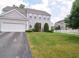 8 Taj Dr, Worcester, MA 01605