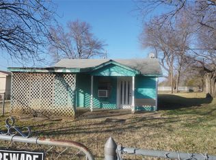 1002 Grant St, Henryetta, OK 74437
