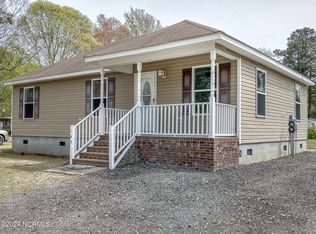 145 Wedgewood Dr, Moyock, NC 27958