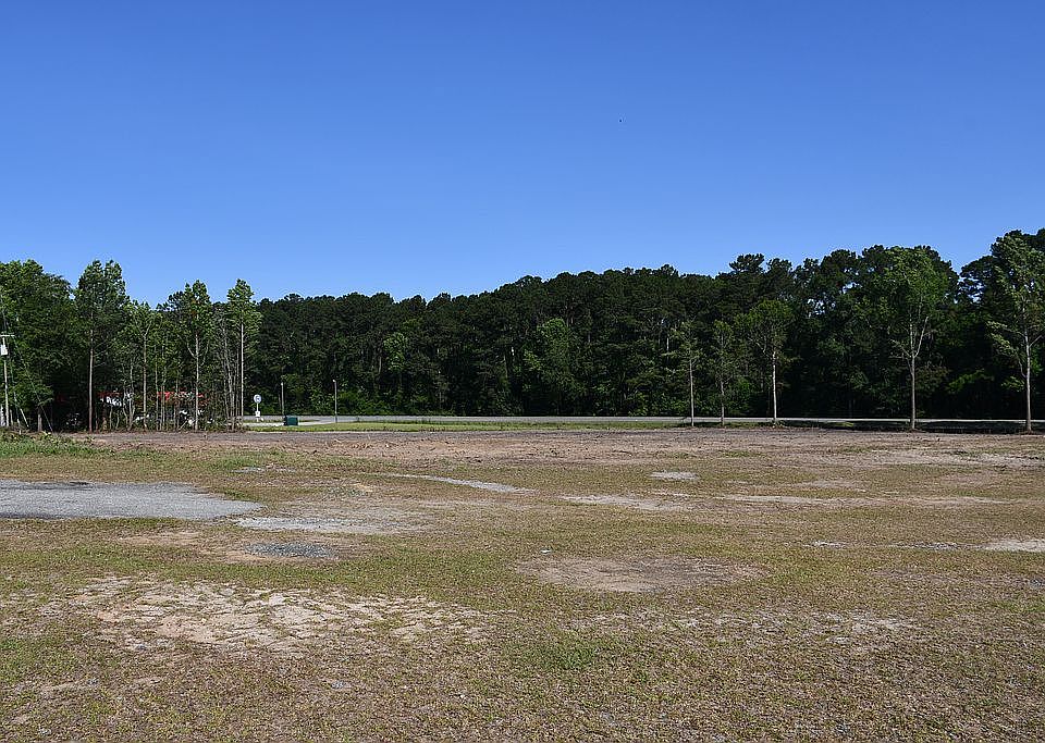1st image of Northside Dr