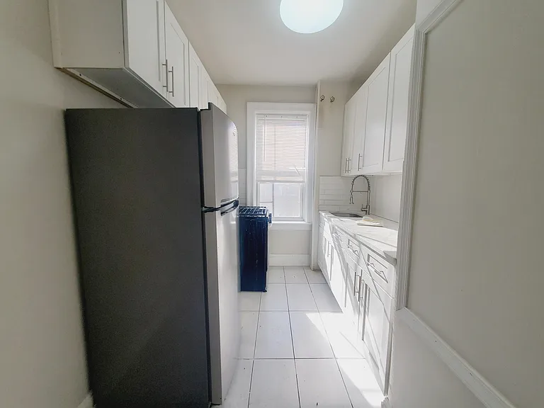130 Corbin Ave #402 — Photo 1
