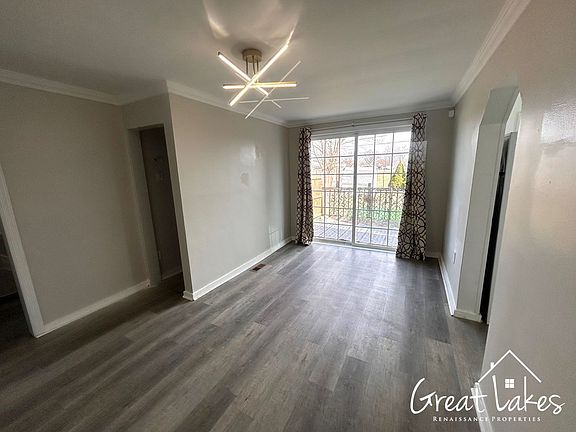 3rd image of 24662 Brittany Ave