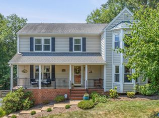 1113 Raintree Dr, Charlottesville, VA 22901